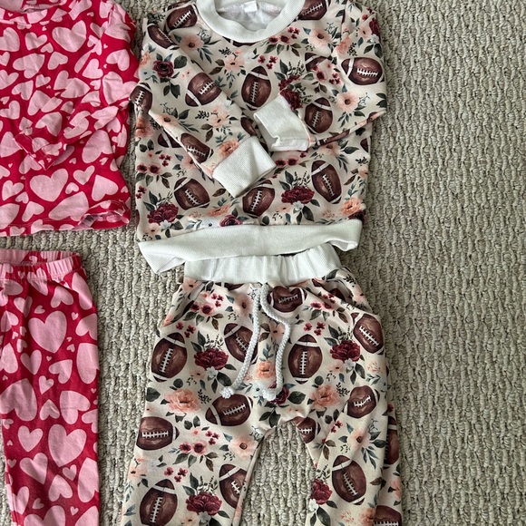 Matching sets bundle! - Picture 2 of 8